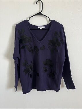 Chico's Purple V-Neck Sweater with Black Floral Appliqué Large